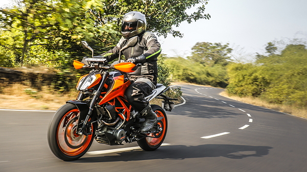 2017 KTM 390 Duke First Ride Review BikeWale