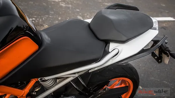 duke 390 pillion comfort