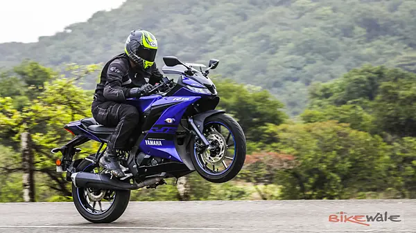 Yamaha YZF-R15 First Ride Review - BikeWale Yamaha YZF-R15 First Ride Review - BikeWale