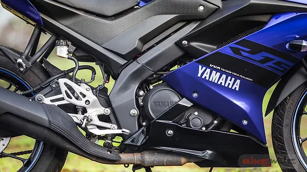 r15 v2 engine specifications