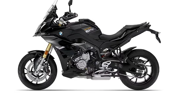 BMW Motorrad updates S1000 range for 2019 - BikeWale