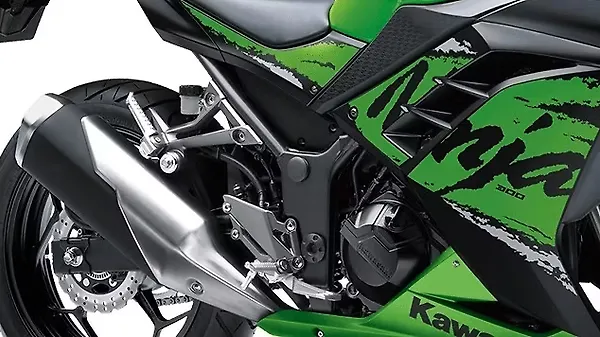 2018 Kawasaki Ninja 300 ABS photo gallery - BikeWale