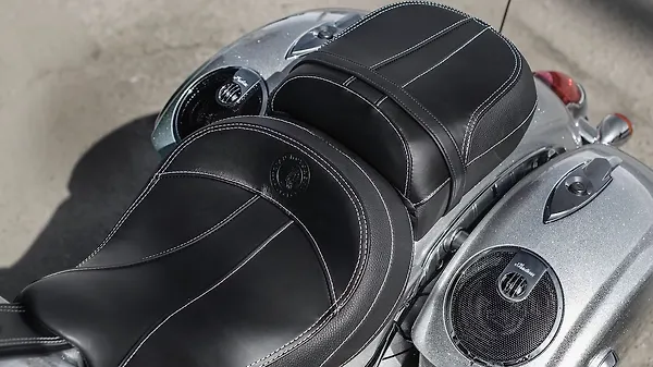 indian chieftain solo seat