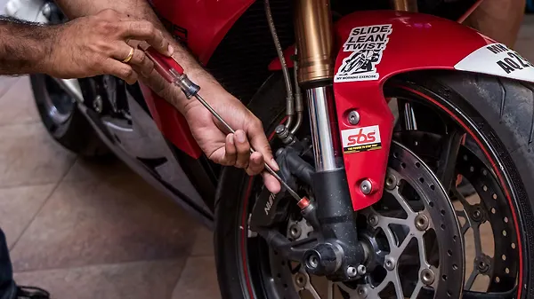 DMT's 5 Golden rules for you and your motorcycle by Vikrant