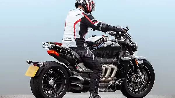 2020 Triumph Rocket III spotted on test - BikeWale