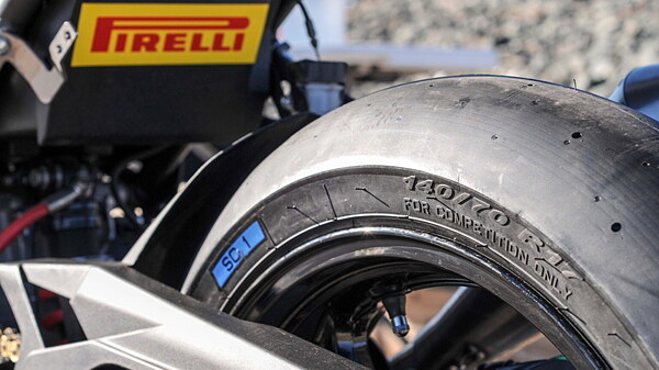 pirelli tyres for r15 v3