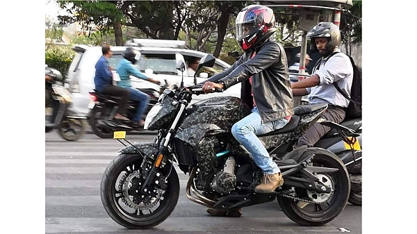 CF Moto 650 NK naked bike spotted testing in India - BikeWale
