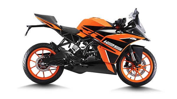 Ktm rc 125 store in black colour