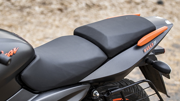 pulsar rs 200 seat cover
