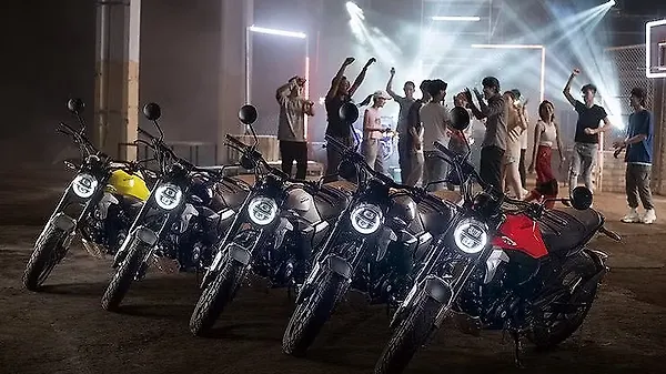 Honda Cbf190tr Modern Retro Scrambler Unveiled In China Bikewale Honda Cbf190tr Modern Retro Scrambler Unveiled In China Bikewale