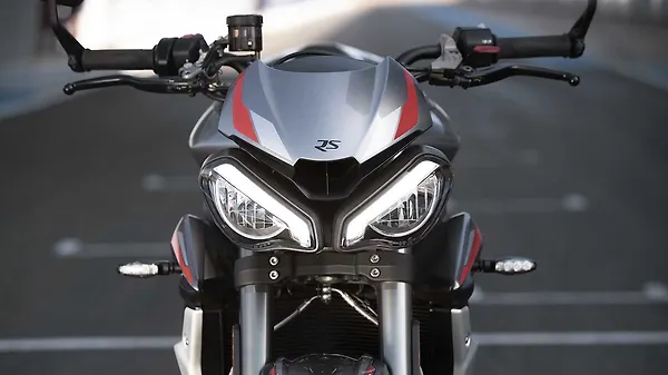 New Triumph Street Triple RS unveiled! - BikeWale