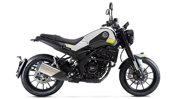 Benelli-Leoncino-250-Side-