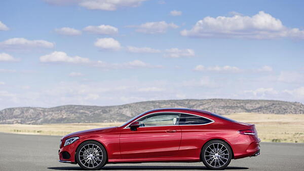 Photo Gallery: Mercedes -Benz C-Class Coupe - CarWale