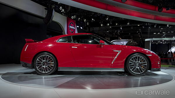 Nissan is reportedly working on a mild-hybrid GT-R model - CarWale