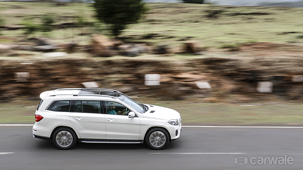 2020 Mercedes Gls Has Impressive Moves For A High Tech