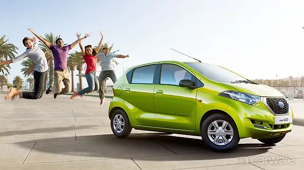 Redigo Bus Datsun Redigo and Go Plus on sale at Canteen Stores - CarWale