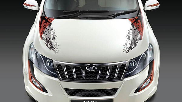 Xuv 500 deals stickers