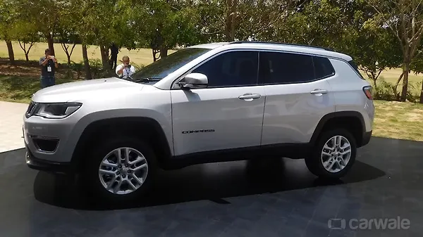 2017 Jeep Comp Picture Gallery Carwale The Upcoming Suv Is First Locally Embled Model For Jeep In India So Here Below Read On To Find Out More About Comp
