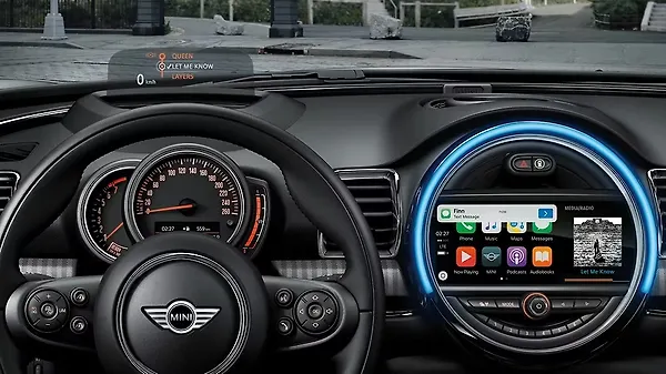MINI summer updates spruce up cabin tech and instruments