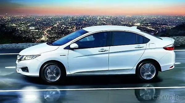 https://imgd.aeplcdn.com/600x337/cw/ec/29949/Honda-City-Left-Side-View-102403.jpg?wm=1