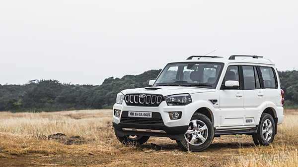 17 Mahindra Scorpio Facelift First Drive Review Carwale