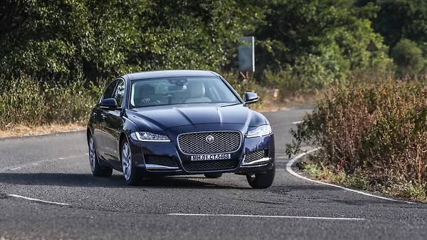 Jaguar-XF-Exterior-117746.jpg?