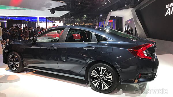 New Honda Civic Picture Gallery - CarWale