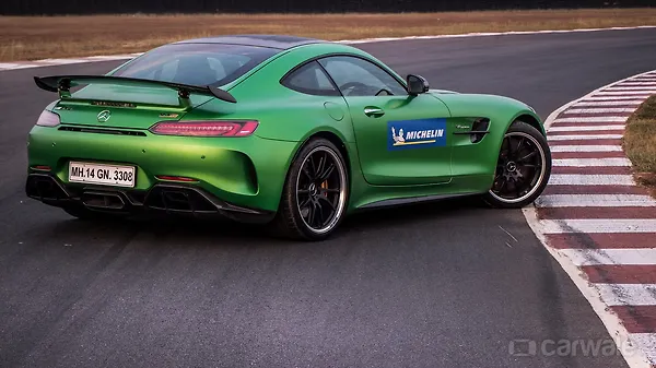 Mercedes-AMG GT R