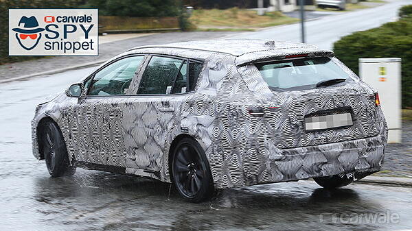 Toyota Auris TS spotted testing for the first time - CarWale