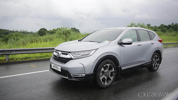 Honda CR-V Mileage (14-18 km/l) - CR-V Petrol and Diesel Mileage - CarWale