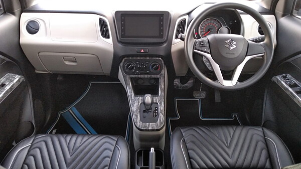 Wagon r deals interior styling kit