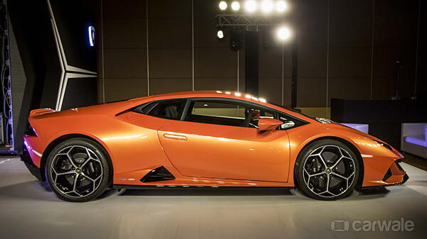Lamborghini Huracan Evo Price - Images, Colours & Reviews - CarWale