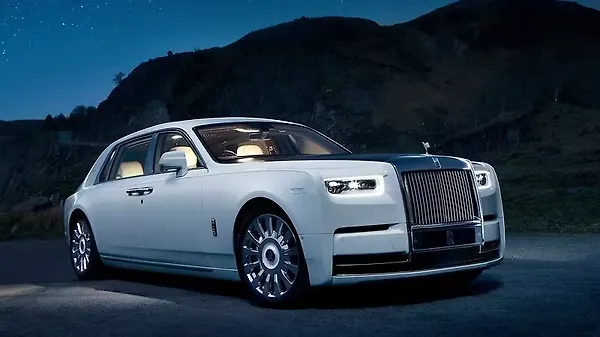 Rolls-Royce brings other worldly objects to Geneva with Phantom