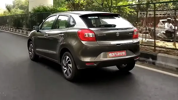 New Maruti Suzuki Baleno Smart Hybrid spied on test - CarWale