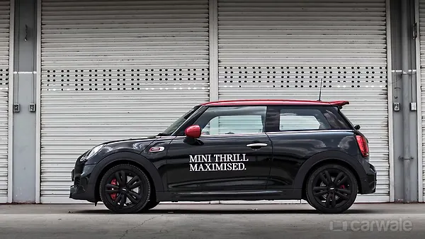 2019 Mini Cooper Jcw First Drive Review Carwale