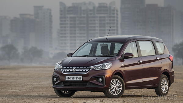 Maruti Ertiga vs Mahindra Marazzo - CarWale