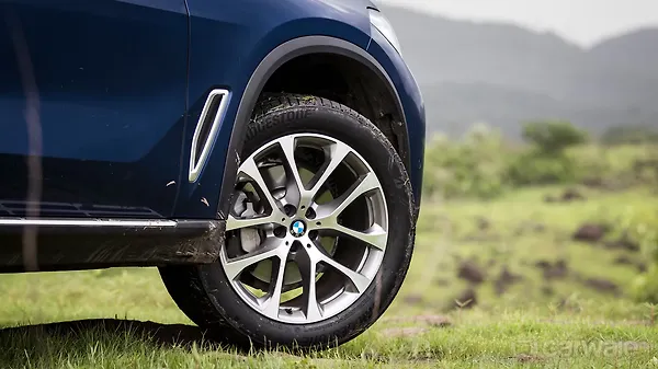 Bmw X5 Price In India Images Mileage Colours Carwale