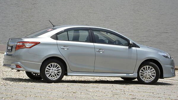 Toyota Vios Right Side