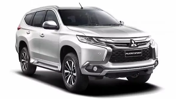 Mitsubishi New Pajero Sport Right-Front-Three-Quarter Mitsubishi New Pajero Sport Right-Front-Three-Quarter