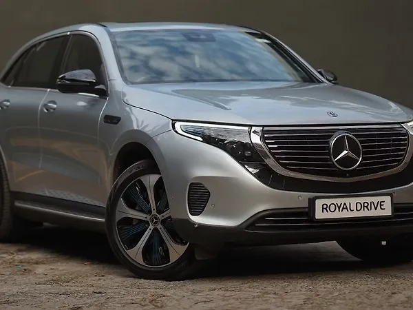 Mercedes-Benz EQC 400 4MATIC - Photo 7