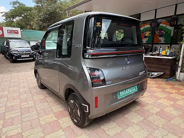 MG Comet EV Exclusive FC [2024-2025] - Photo 8