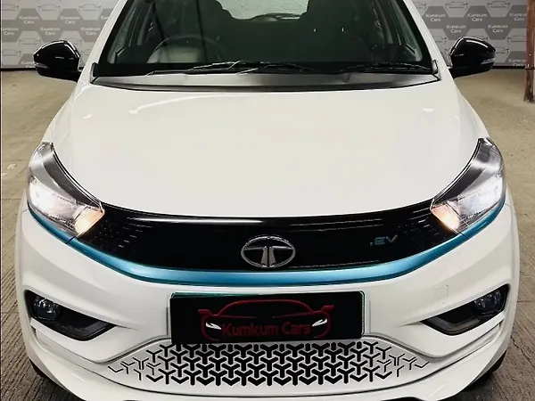 Tata Tiago EV XZ Plus Long Range [2022-2025] - Photo 1