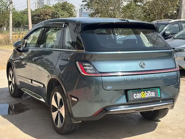 MG Windsor EV Essence 38.0 kWh - Photo 4