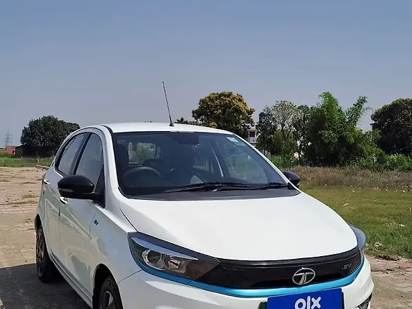 Tata Tiago EV XZ Plus Long Range [2022-2025] - Photo 4