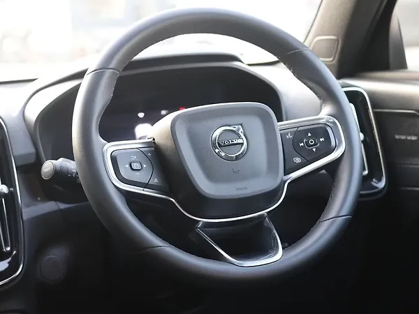 Volvo EX40 Ultimate AWD - Photo 5