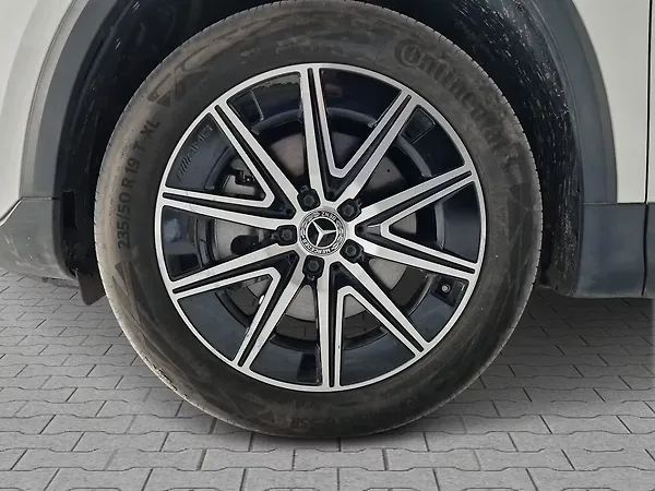 Mercedes-Benz EQA 250 Plus - Photo 6