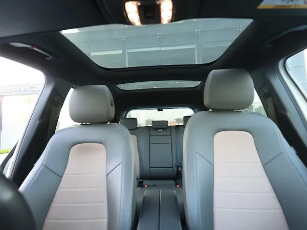 Mercedes-Benz EQA 250 Plus - Photo 8