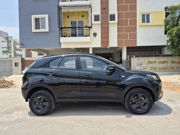 Tata Nexon EV XZ Plus Lux 7.2 KW Fast Charger [2022-2023] - Photo 7