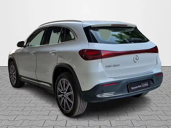 Mercedes-Benz EQA 250 Plus - Photo 4