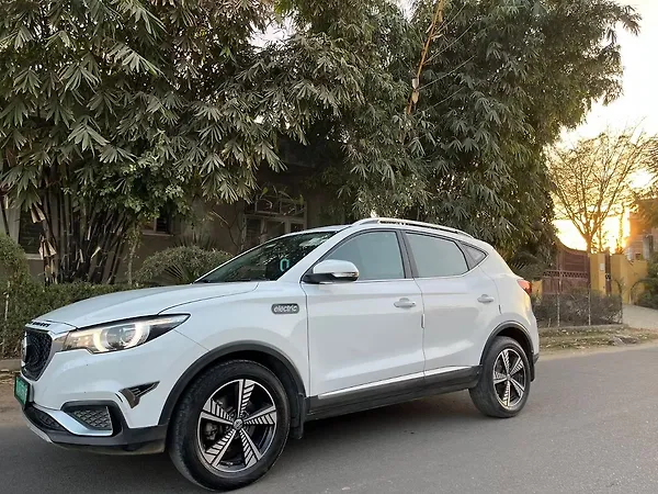 MG ZS EV Exclusive Plus 50.3 kWh Dark Grey - Photo 7